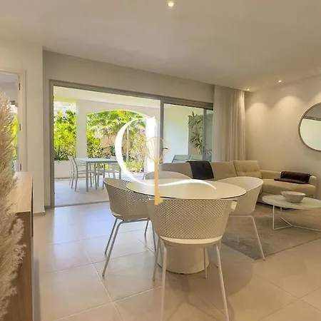 Casa Karolina أرونا